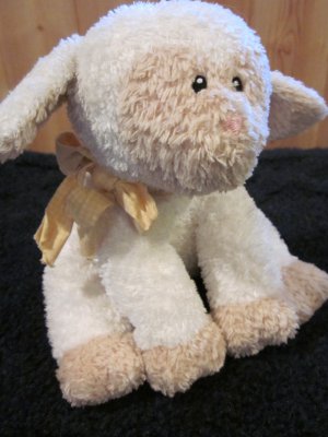 gund musical lamb