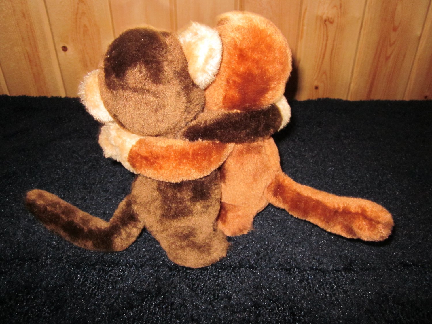 hugging monkeys stuffed animals