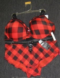 New Plus Size Checker Board Plad Set - Red