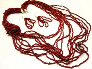 New RED LUCITE BEADS CHUNKY BEADED NECKLACE & EARRINGS