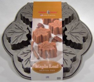 Maple Leaf Muffin Pan
