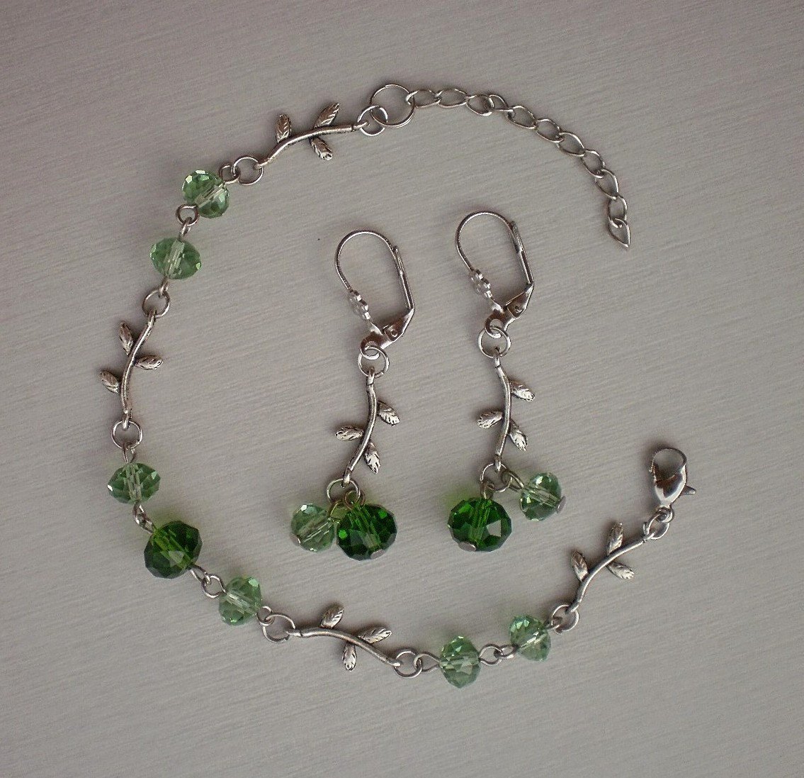 Peridot Green Crystal Beaded Bracelet & Earrings Handmade Designer Jewelry Fall Fashion Flower Leaft