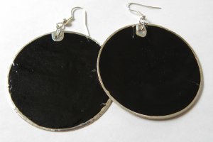 Hangin' Around Earrings *Black