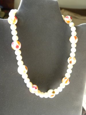 Creamy Necklace