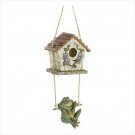 SME1038814     SWINGING FROG BIRDHOUSE