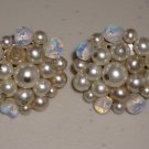 Elegant Retro Clip-on Pearl Earrings White Faux Pearls Clusters Classic Ladylike Glamorous Vintage