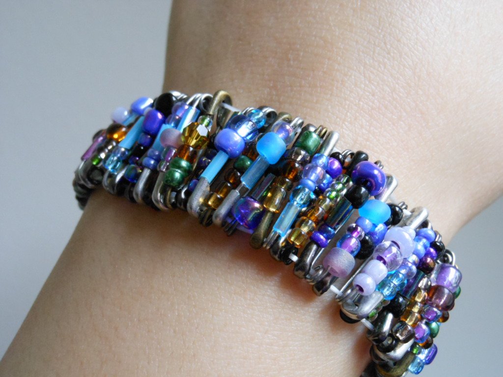 Edgy Safety Pins Stretch Cuff Mix Combo Color Stretchy Handmade Bracelet Punk Rock Glam Gothic Chic