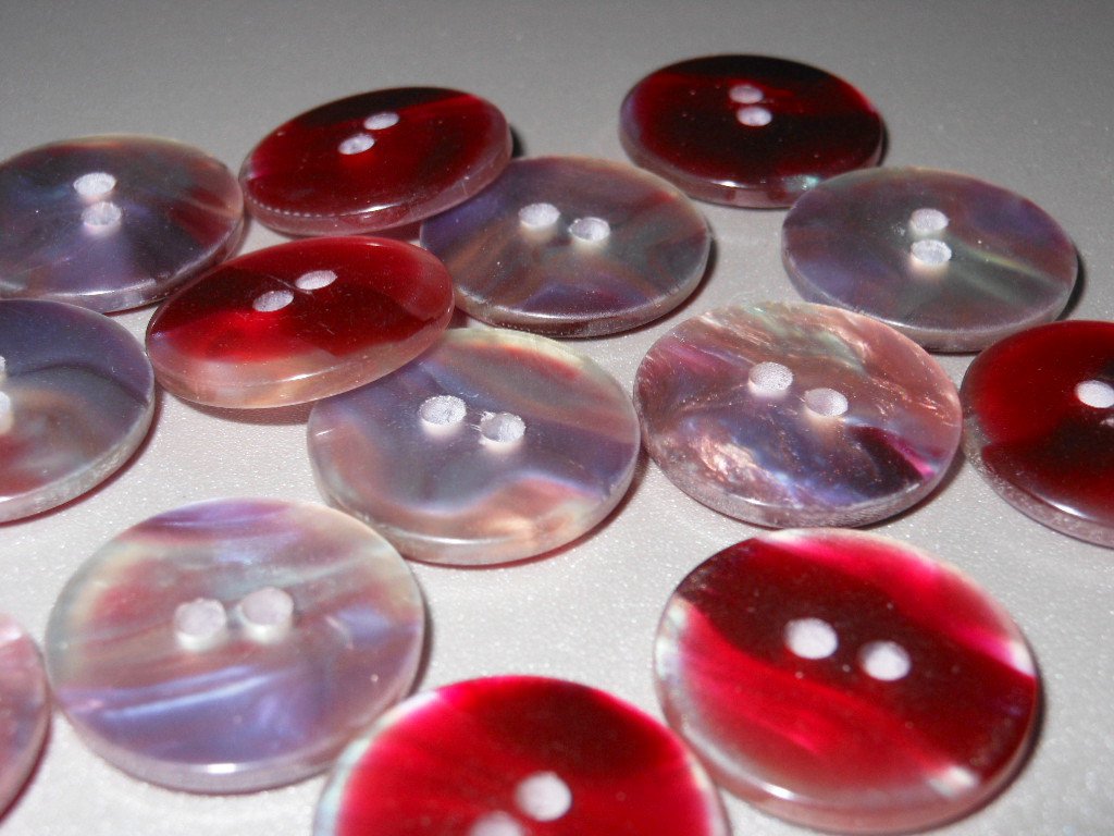 Medium Faux Mother of Pearl Plum Purple Buttons Plastic Two Hole Flat Sew-On Tops Jackets Sweaters