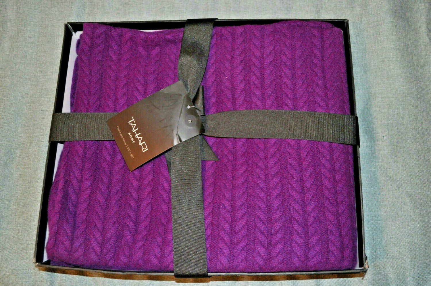 TAHARI Home Knit Throw Violet 100% Cashmere 50