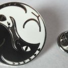 YIN YANG BLACK & WHITE CATS CHI YOGA Tie Tack Jacket Hat Lapel Pin