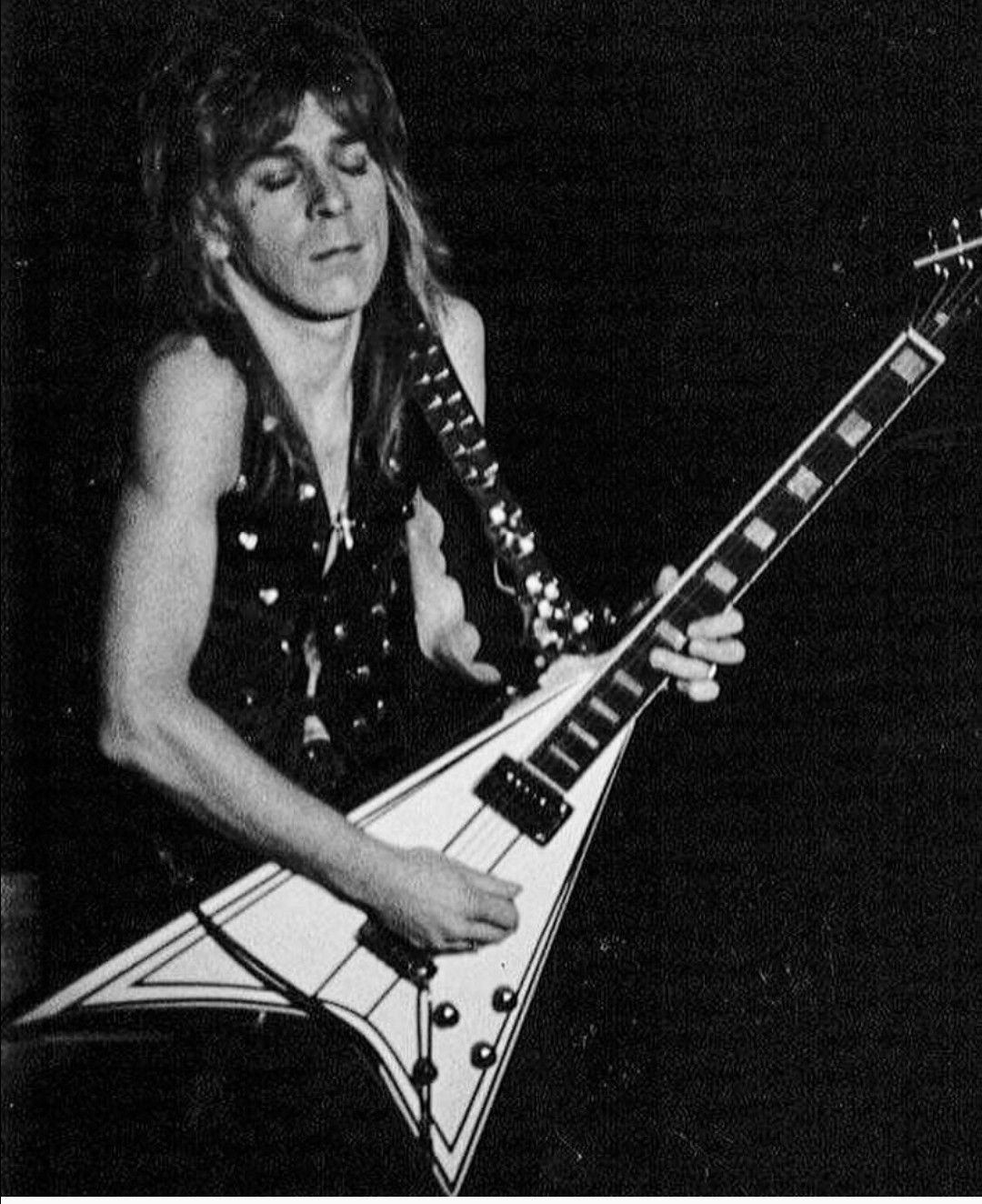 Randy rhoads. Рэнди Роудс. Рэнди Роадс гитара. Рэнди Роудс гитара. Randy Rhoads and Ozzy.