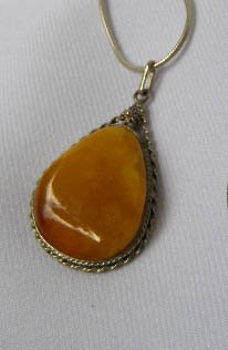 Sterling Silver Butterscotch Stone Pendant & Necklace