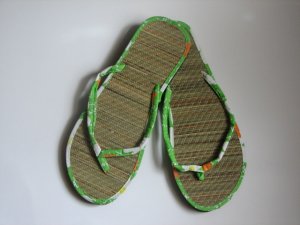 Women's Flip Flops Printed Green Bamboo Size 10