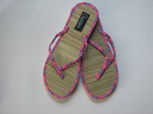 Women's Flip Flops Bamboo Like Pink with Purple & Blue Stripes Thong Size 9-10 (Large)