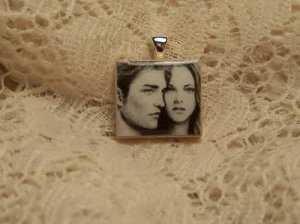 New Scrabble Tile Pendant Twilight Moon Bella Edward 11