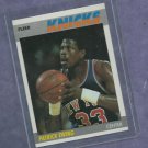 1987 88 Fleer Patrick Ewing New York Nicks # 37 BEAUTIFUL CARD PSA ?