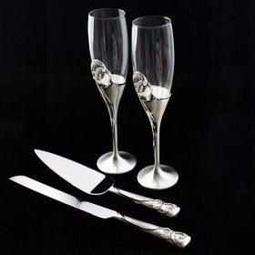 Unique Double Rings Toasting Flutes & Cake Serving Set