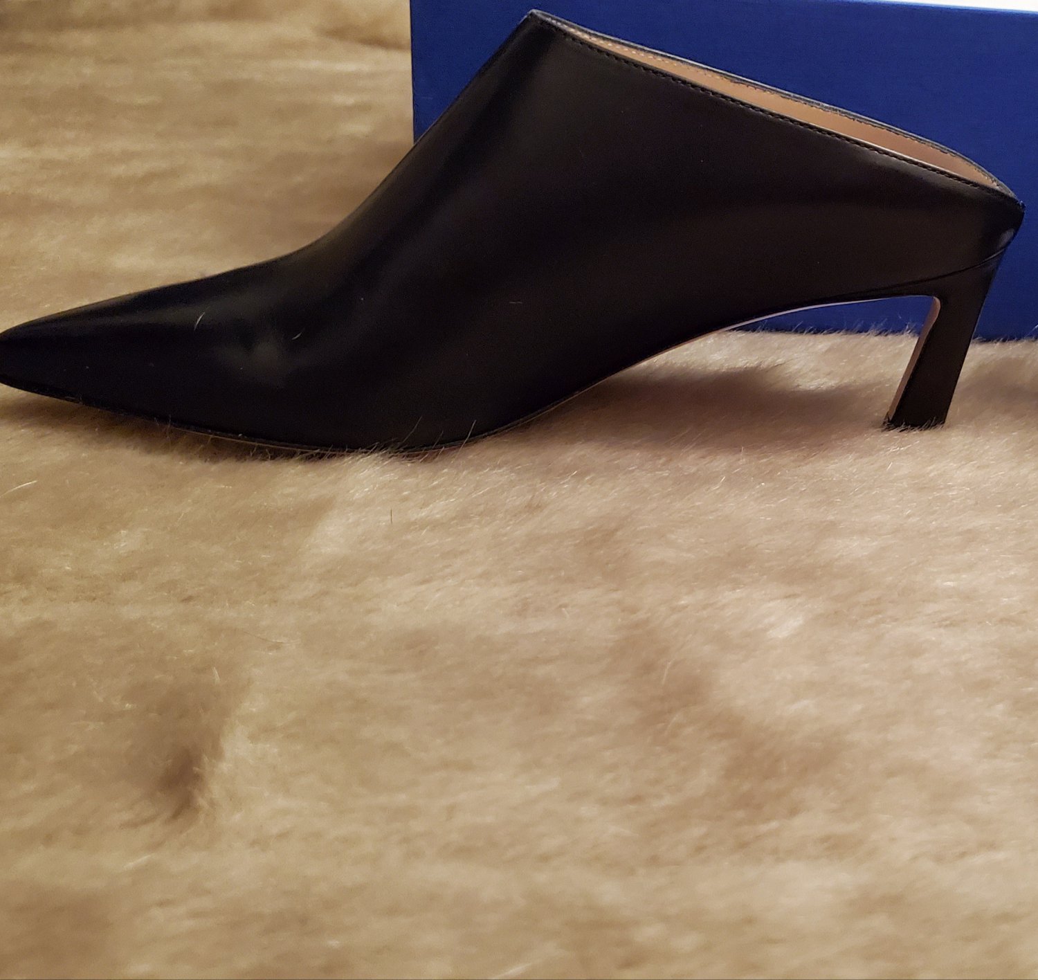 stuart weitzman maelie bootie