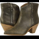Frye and Co. WORN ONCE Maley Pull Tab Ankle Boot