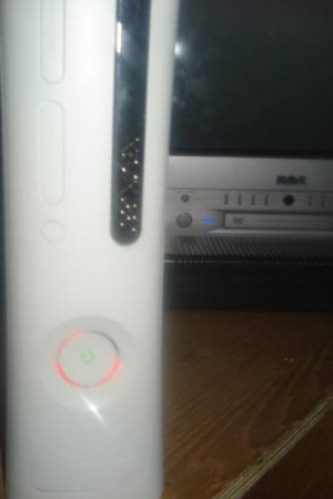 Xbox 360 PRO Console BROKEN with 3 RED RING