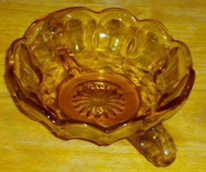 Small Antique C1930 Amber Glass Nappy or Bowl