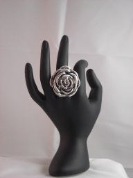 Stainless Stell Rose Design Ring (Size Adjustable)