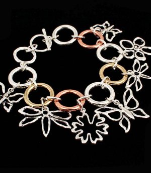 Silver Colored Bracelet Toggle Charms Rings Links Flower Butterfly Dragonfly 8 Inc 210152-02071THSIV