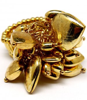 Gold Colored Ring Adjustable Stretch Heart 1 Inch Tall 171318-1048GDGOD