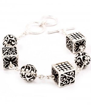 Silver Colored Bracelet Toggle Rectangular Shape Metal Ball Texture 7 Inch Long 210152-03161ASSIV