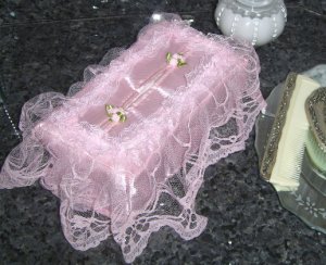 Large Lace Tissue Box Cover ATC-79