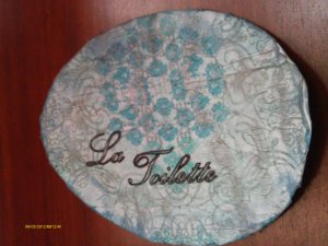 Vintage shabby chic bath wall plaque VS30