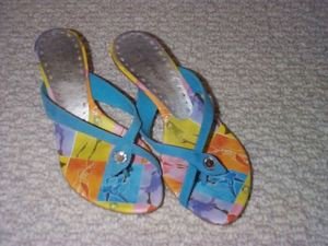 BCBG Girl Blue Suede Thong Sandal 6.5M