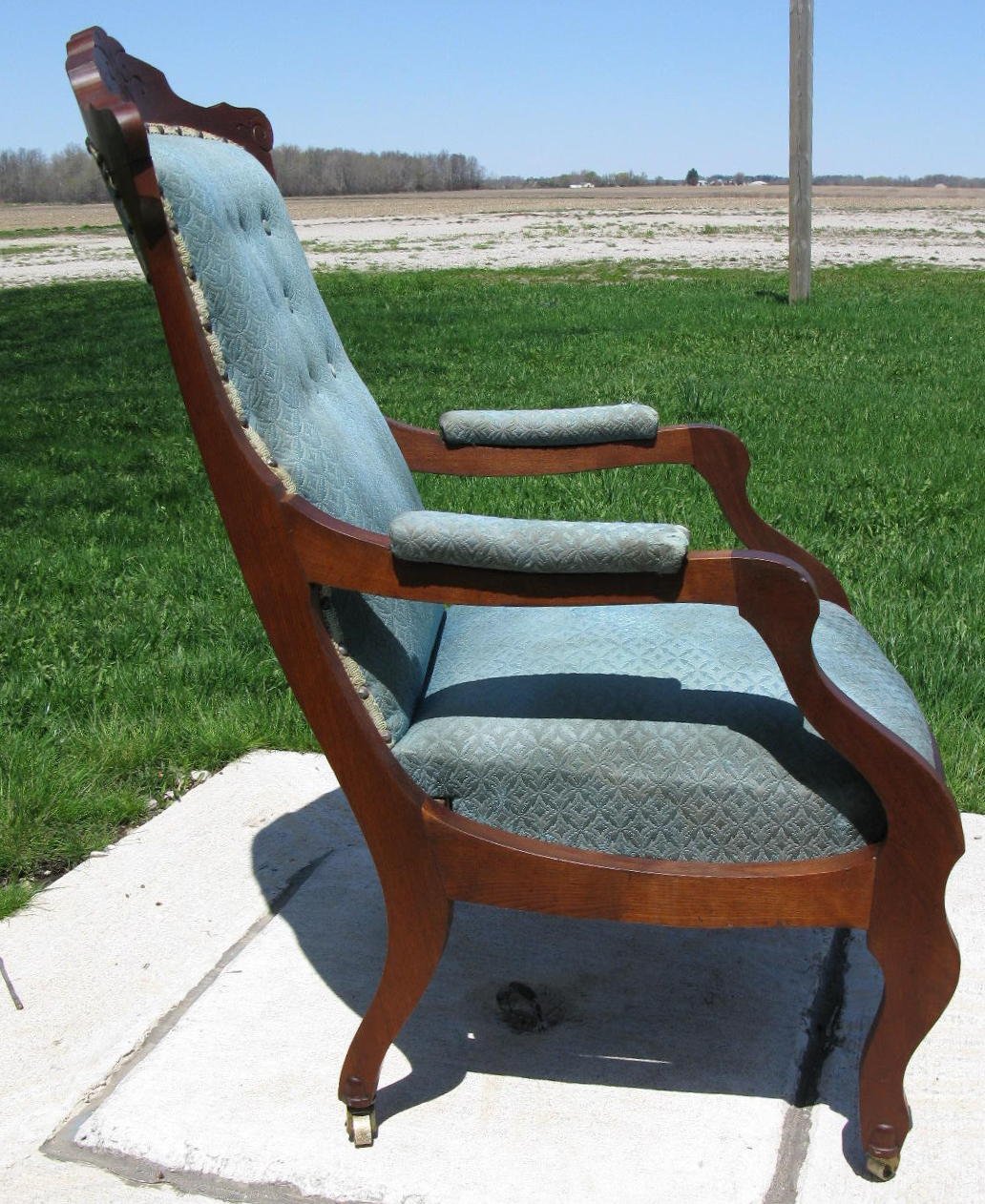 Eastlake Victorian Buttonback Walnut Upholstered Chair