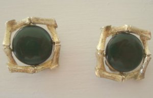 Vintage Lisner Olive Green Lucite Clip On earrings