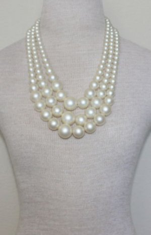 Vintage Chunky White Pearl 3 Tiered /Layered Necklace