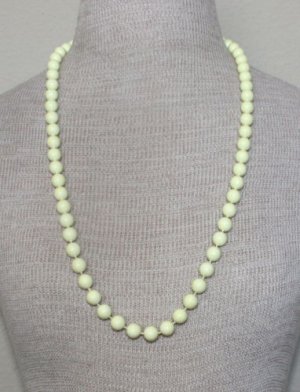 Vintage Lemon Yellow Bead Necklace 1960s
