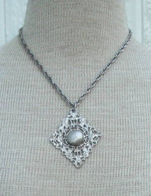 Vintage Silver Celebrity NY Chunky Pendant Necklace