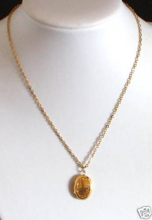 Vintage Gold Tone Tiny Locket Necklace/Pendant