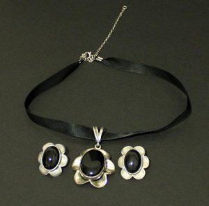 Sterling Silver Onyx Necklace Earrings Demi Parure Set