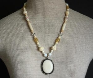 Vintage Carved Pendant Agate Stone Glass Bead Necklace