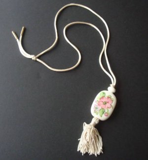 Vintage Avon Hand Painted Ceramic  Pendant Necklace