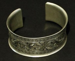 Unique Vintage Nouveau Deco Engraved Wide Cuff Bracelet