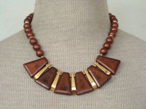 Unique Vintage Pearl Copper Tone Bib Cleopatra Necklace