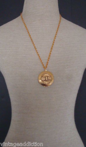 Vintage 1970s Locket Pendant Necklace