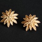 Vintage Avon Gold Tone Leaf Clip On Earrings