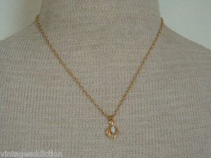Vintage Delicate White Stone Cute Pendant Necklace