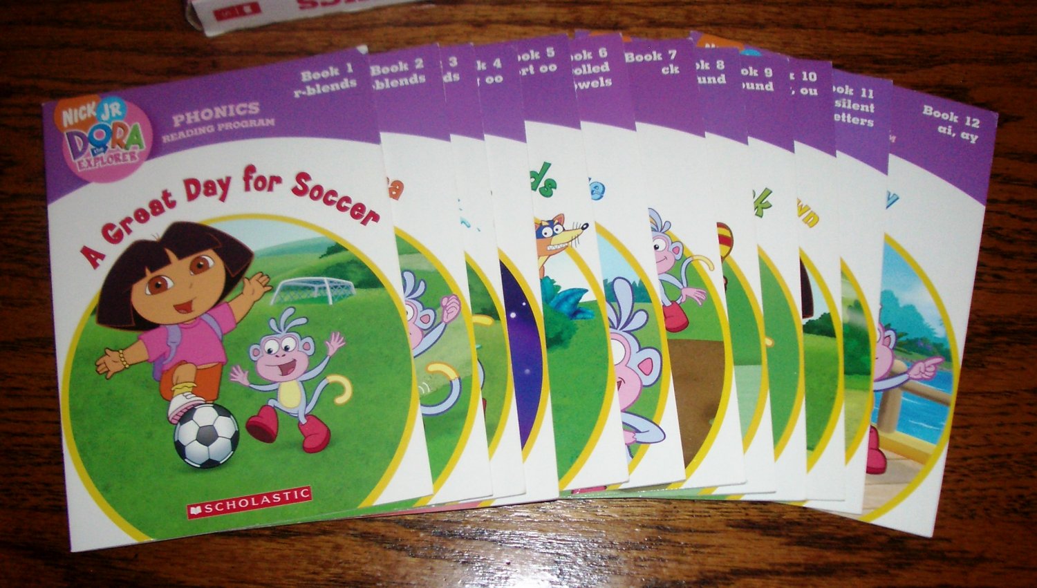 Dora the Explorer Pack 2 Phonics 12 Book Reading Program from Scholastic