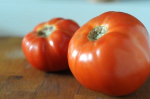 Organic Big Red Tomato Seeds 20 Count
