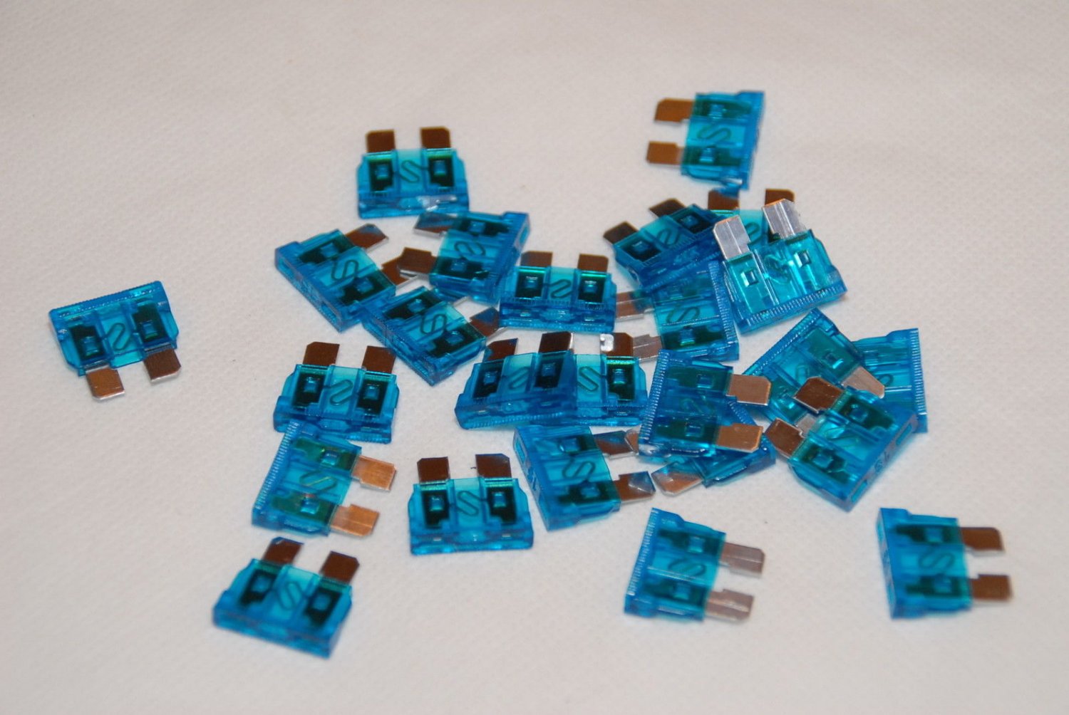 ATC 15A 15 AMP Fuse Automotive Car Truck SUV (25 Fuses/Pack)