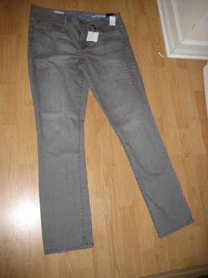 NWT GAP WOMENS GRAY OR LIGHT BLACK? JEANS 32&33 $59.50